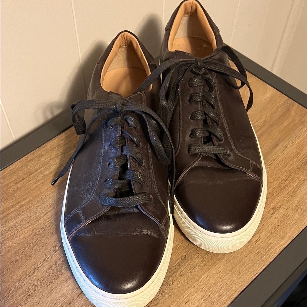 UNTUCKit Dark Brown Leather Sneakers